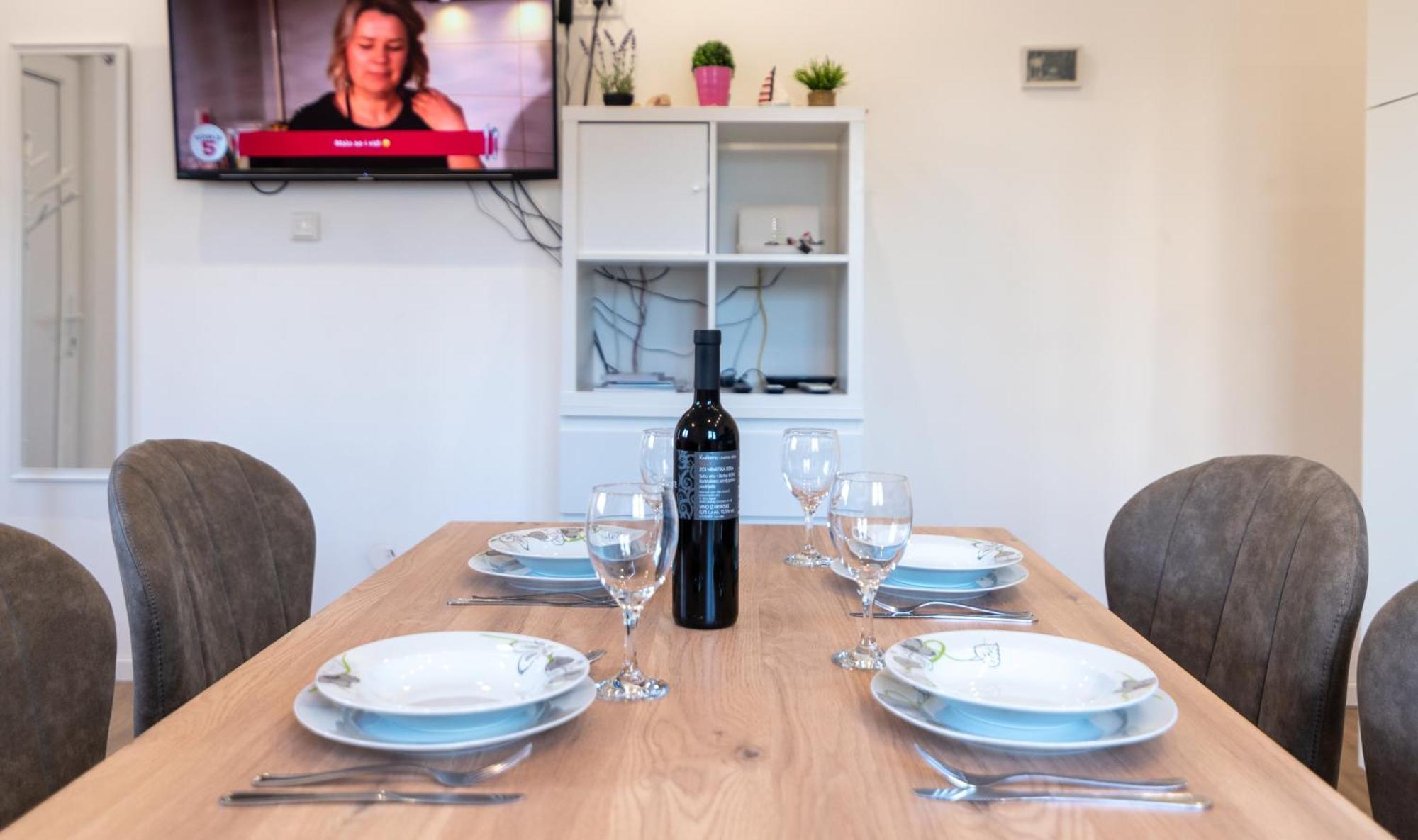 Apartman Dino Трогир Екстериор снимка