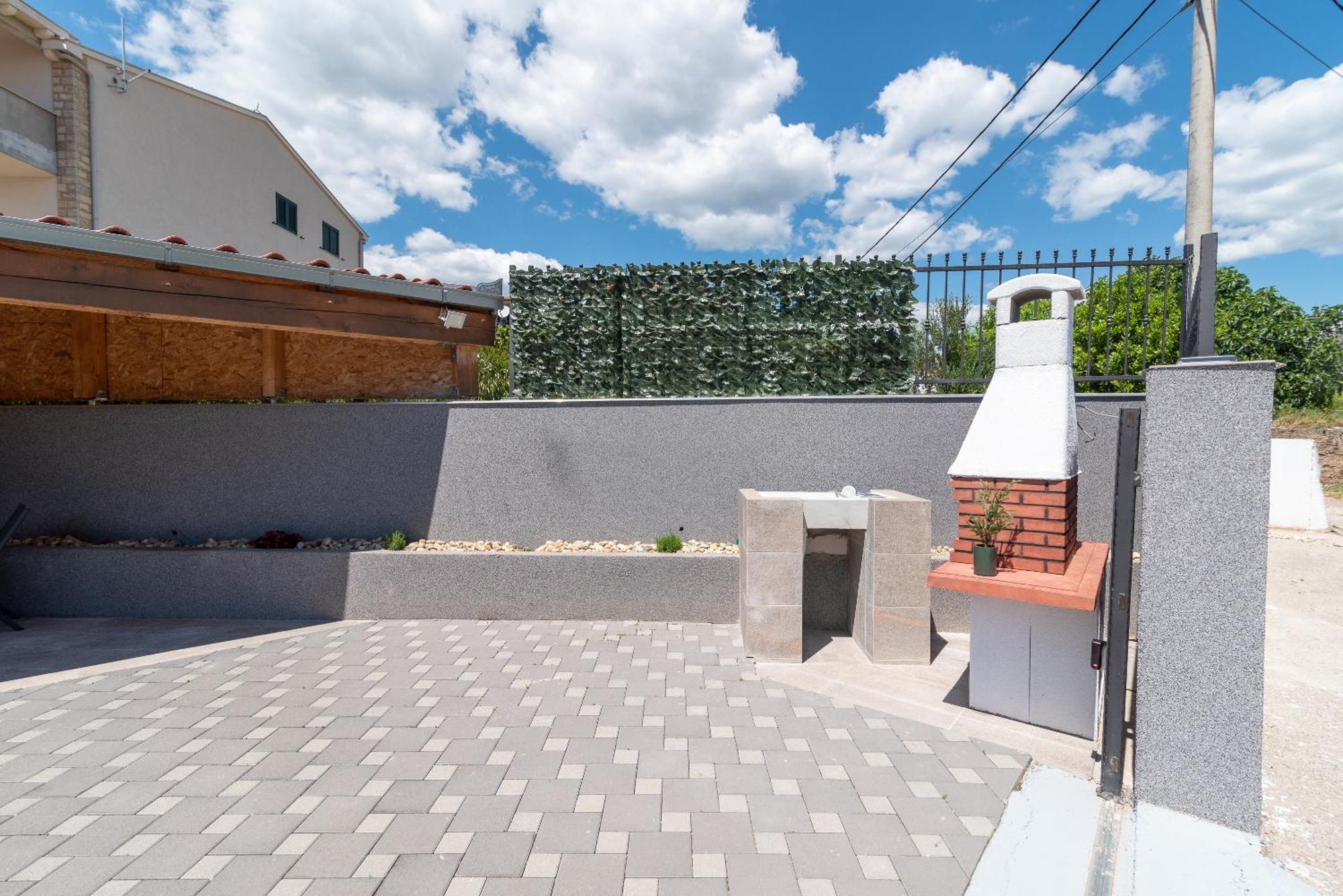 Apartman Dino Трогир Екстериор снимка