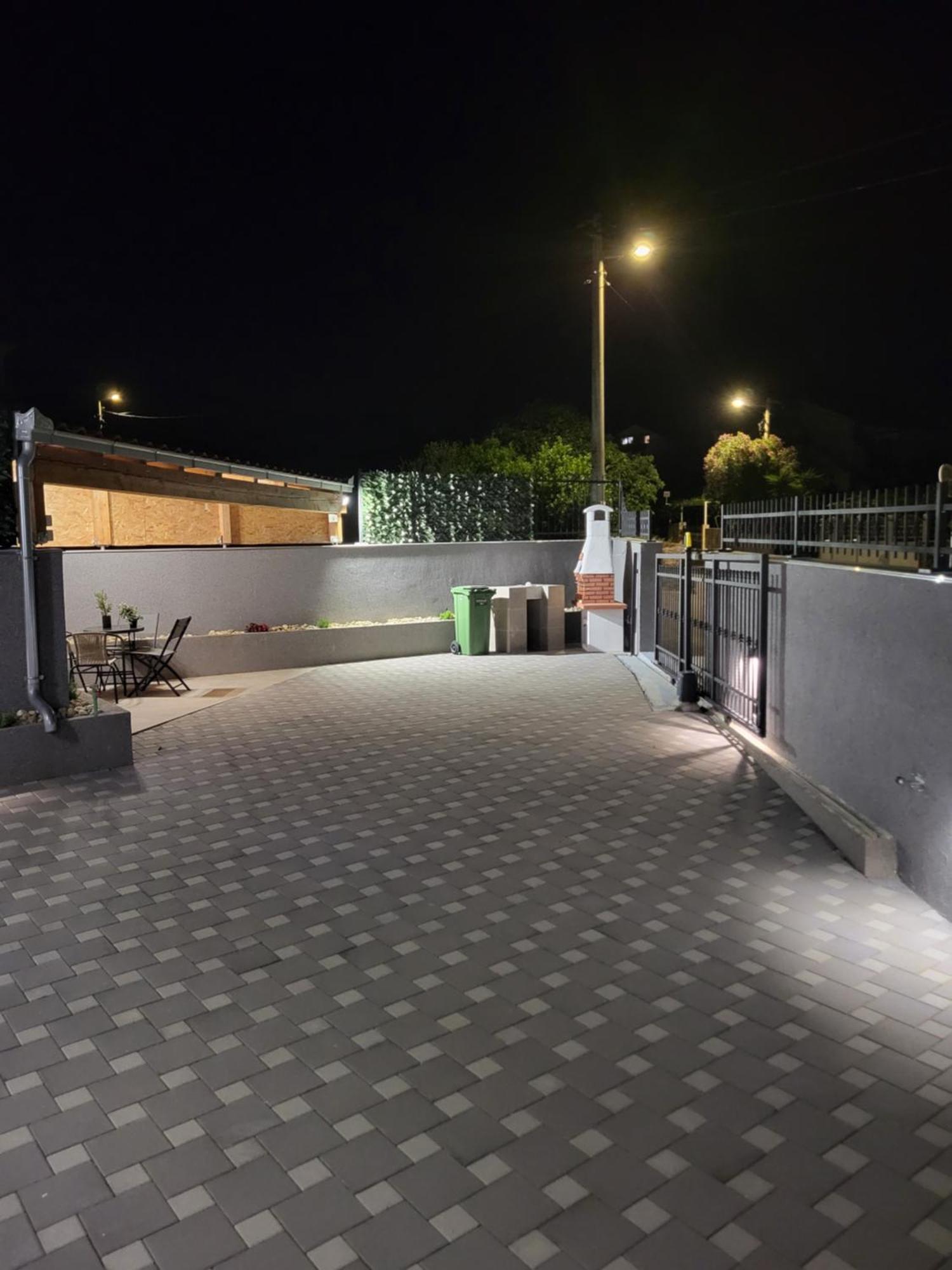 Apartman Dino Трогир Екстериор снимка
